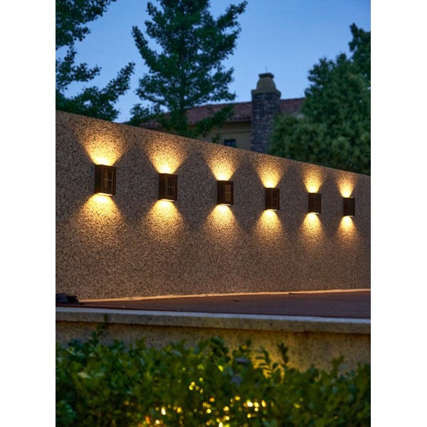 Уличный настенный водонепроницаемы светильник на солнечных батареях для сада и террасы (Холодный белый)