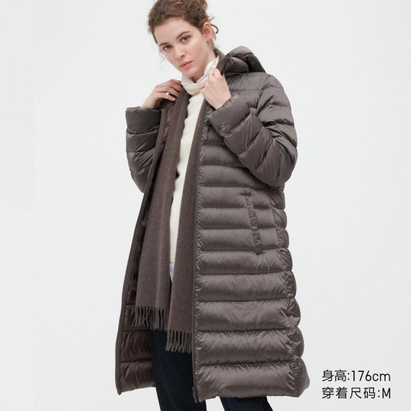 Женское облегченное пуховое пальто с капюшоном Uniqlo размер M (Светло-коричневый)