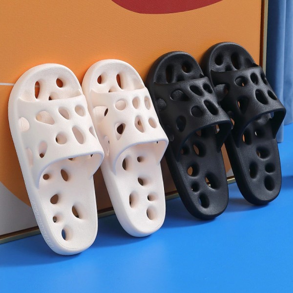 Мужские шлепанцы на толстой нескользящей подошве массажные сандалии для ванной комнаты (Черные) размер 40-41
